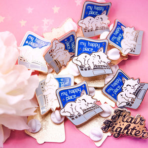 My Happy Place Laptop (Russian White Cat) Enamel Pin Brooches & Lapel Pins Flair Fighter