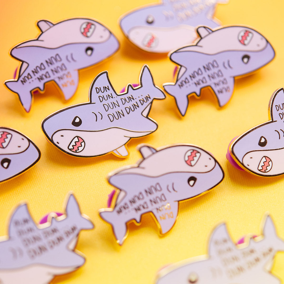 Dun Dun Dun Scary Shark Enamel Pin Brooches & Lapel Pins Flair Fighter   
