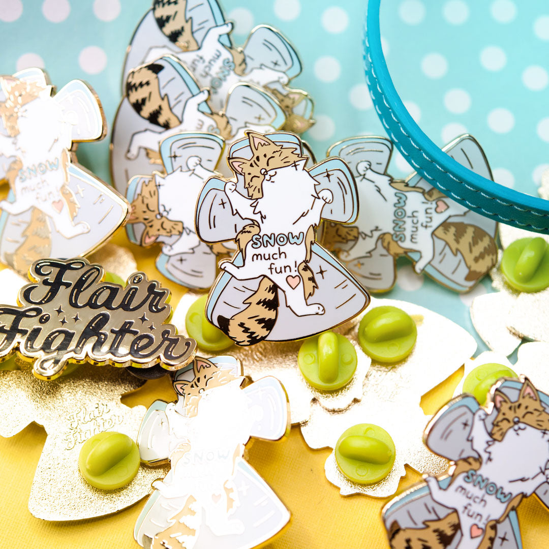 Snow Much Fun (Norwegian Forest Cat) Enamel Pin Brooches & Lapel Pins Flair Fighter   