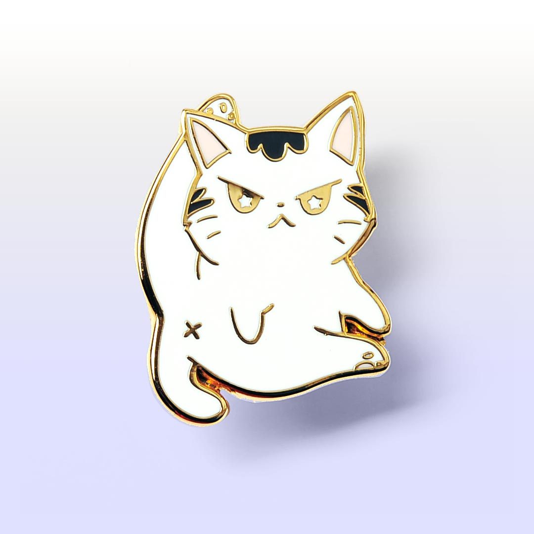 Flair Fighter Angry White Cat Cute Hard Enamel Lapel Pin