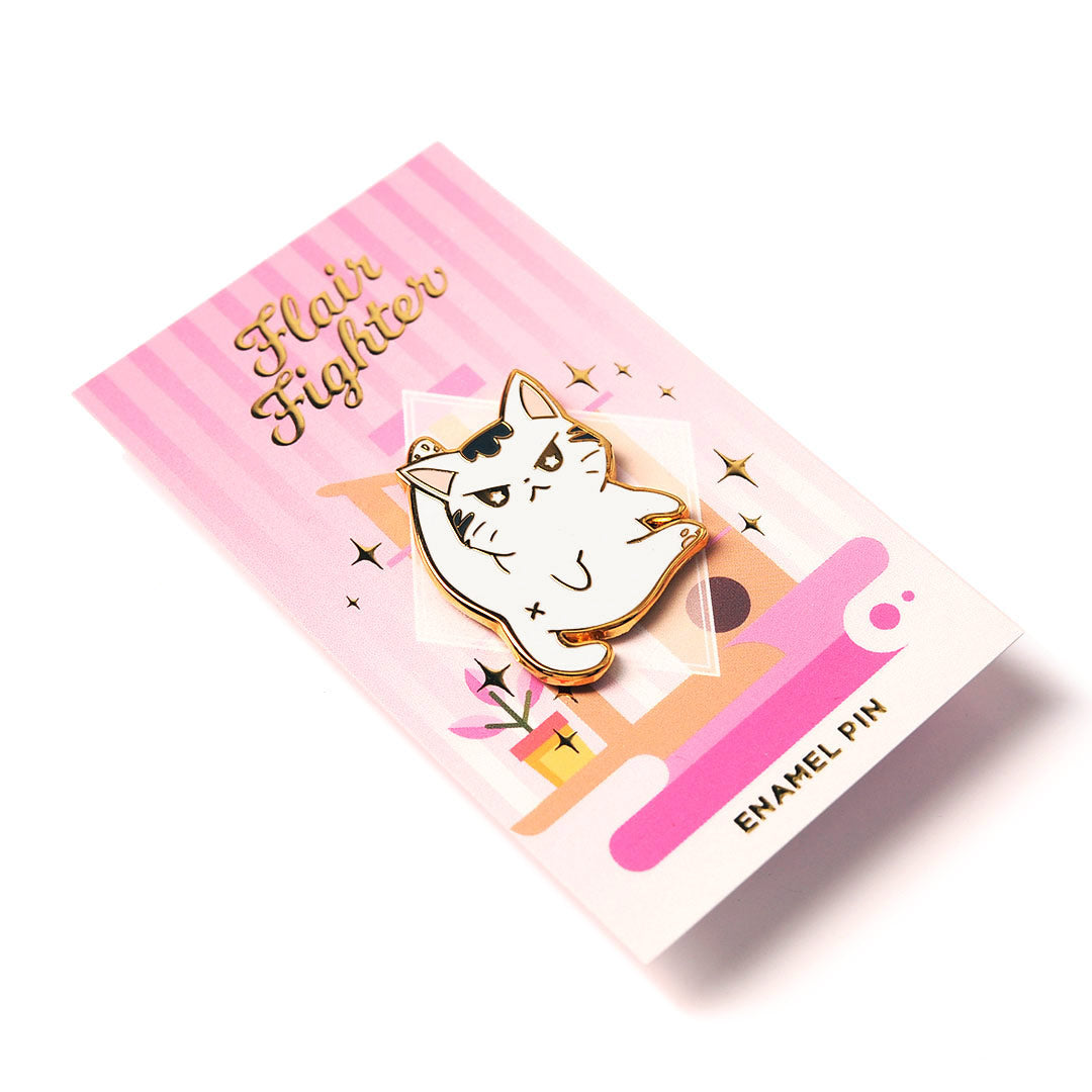 Angry White Cat Cute Hard Enamel Lapel Pin - Flair Fighter